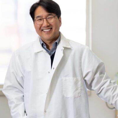 Seungpyo Hong in his lab