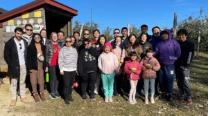 2022 Fall Tang group at apple picking