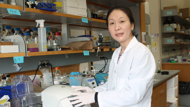 Jiaoyang Jiang in her lab