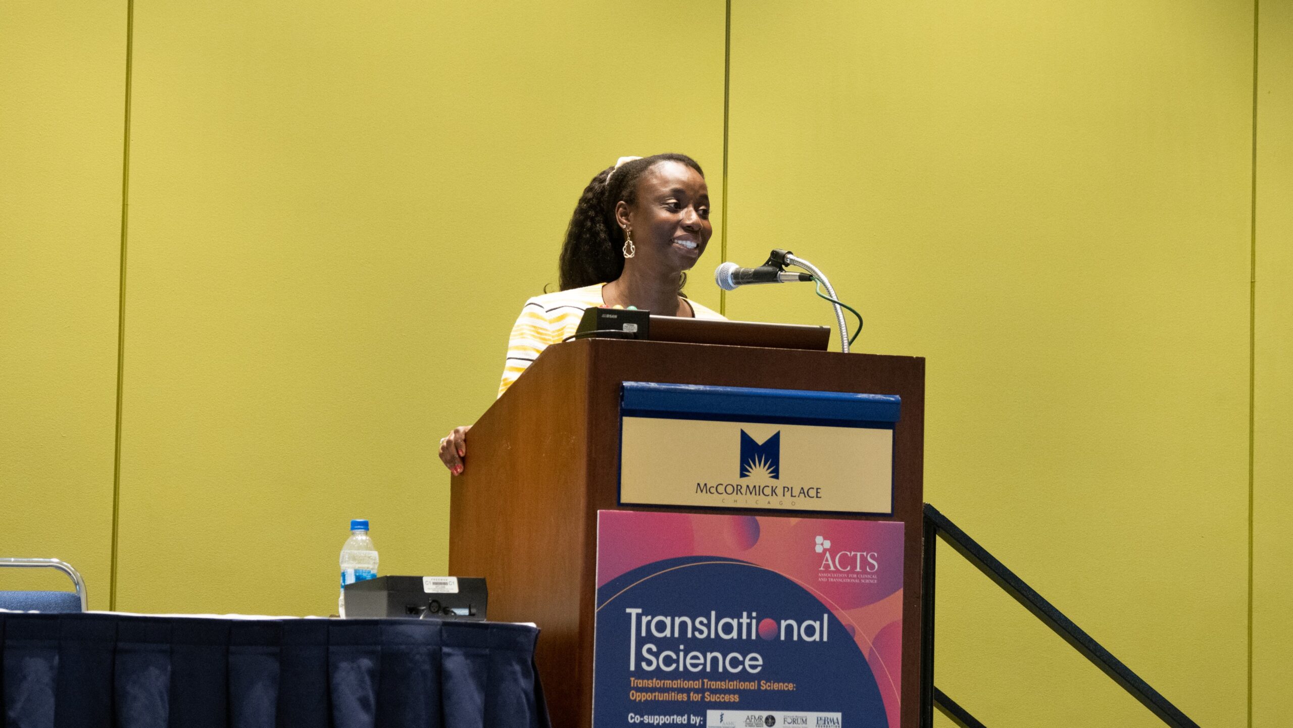 Dr. Abraham presents at 2022 Translational Science Meeting