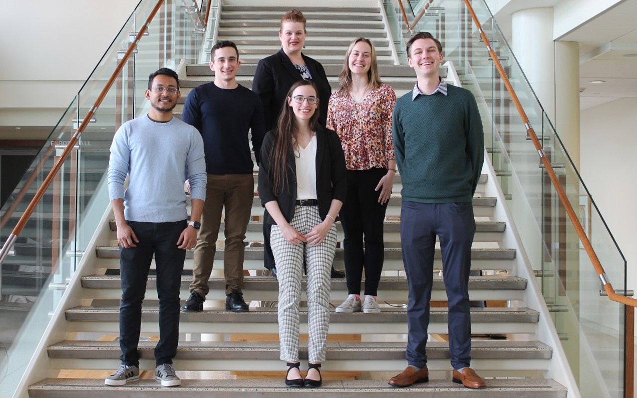 Members of the Jennifer Golden Research Lab