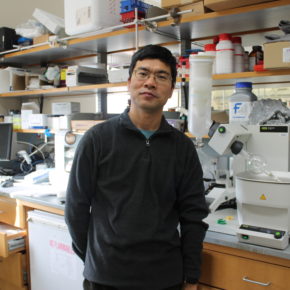 Weiping Tang in his lab