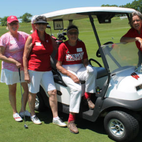 Left-right: Terry Audley, Pam Ploetz, Thora Vervoren, and Cindy Benning comprised the 2016 Par Excellence team.