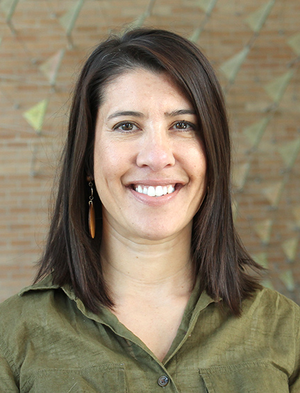 portrait of Lisa Imhoff