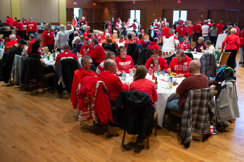 Alumni at the 2019 Tailgate